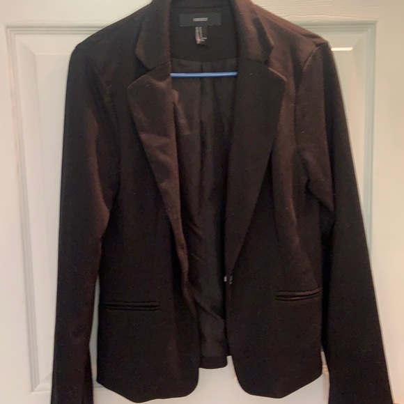 Blazer - Picture 1 of 2